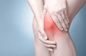 膝痛　腰痛　６２歳　女性　パート