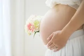 お薬に頼りたくない妊婦さんへ。「お腹の赤ちゃんとママに優しい鍼灸」